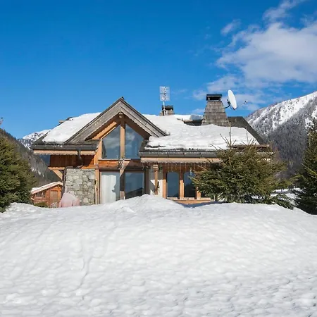 Les Chosalets Chalet Sleeps 6 Шале *